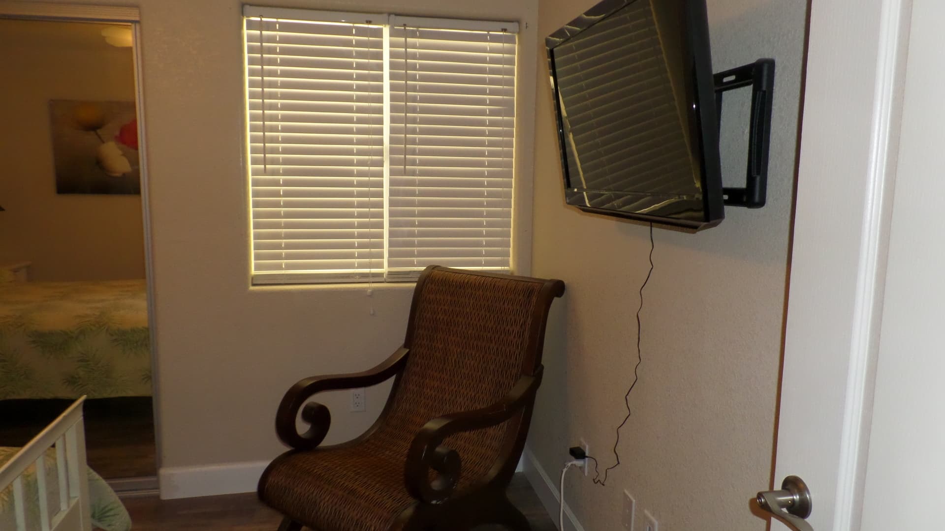 211 Moser Ave Unit R6,- SEASONAL RENTAL 11 of 30