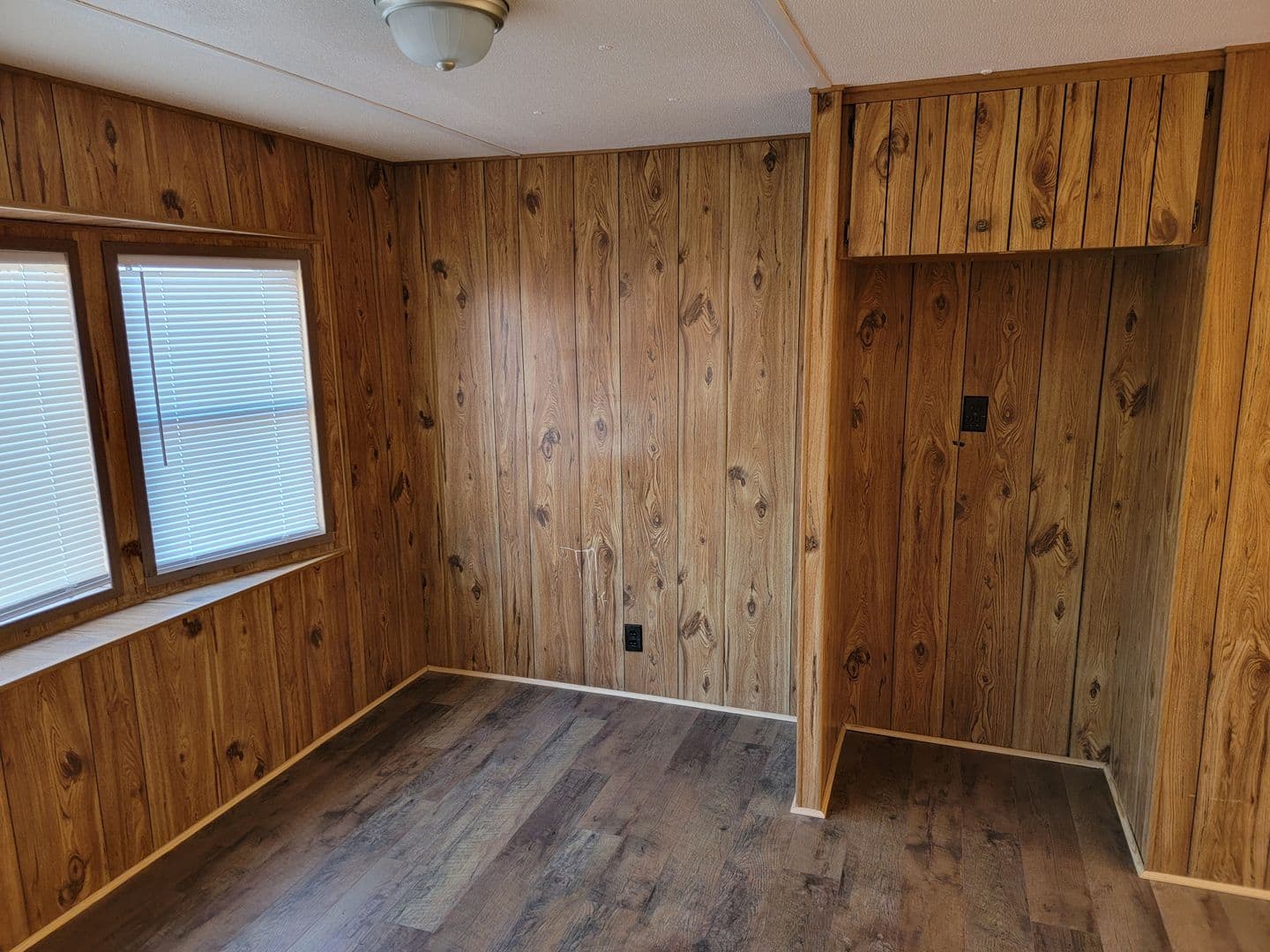 1692 Williams Dr 4 of 12