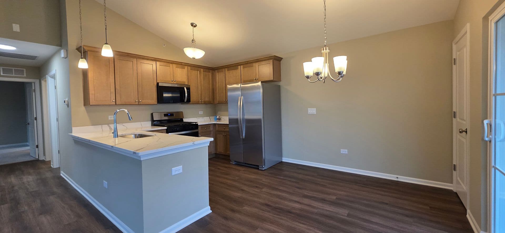 Douglas Fir-2Br/2Ba Rental Home-2nd Floor 4 of 8