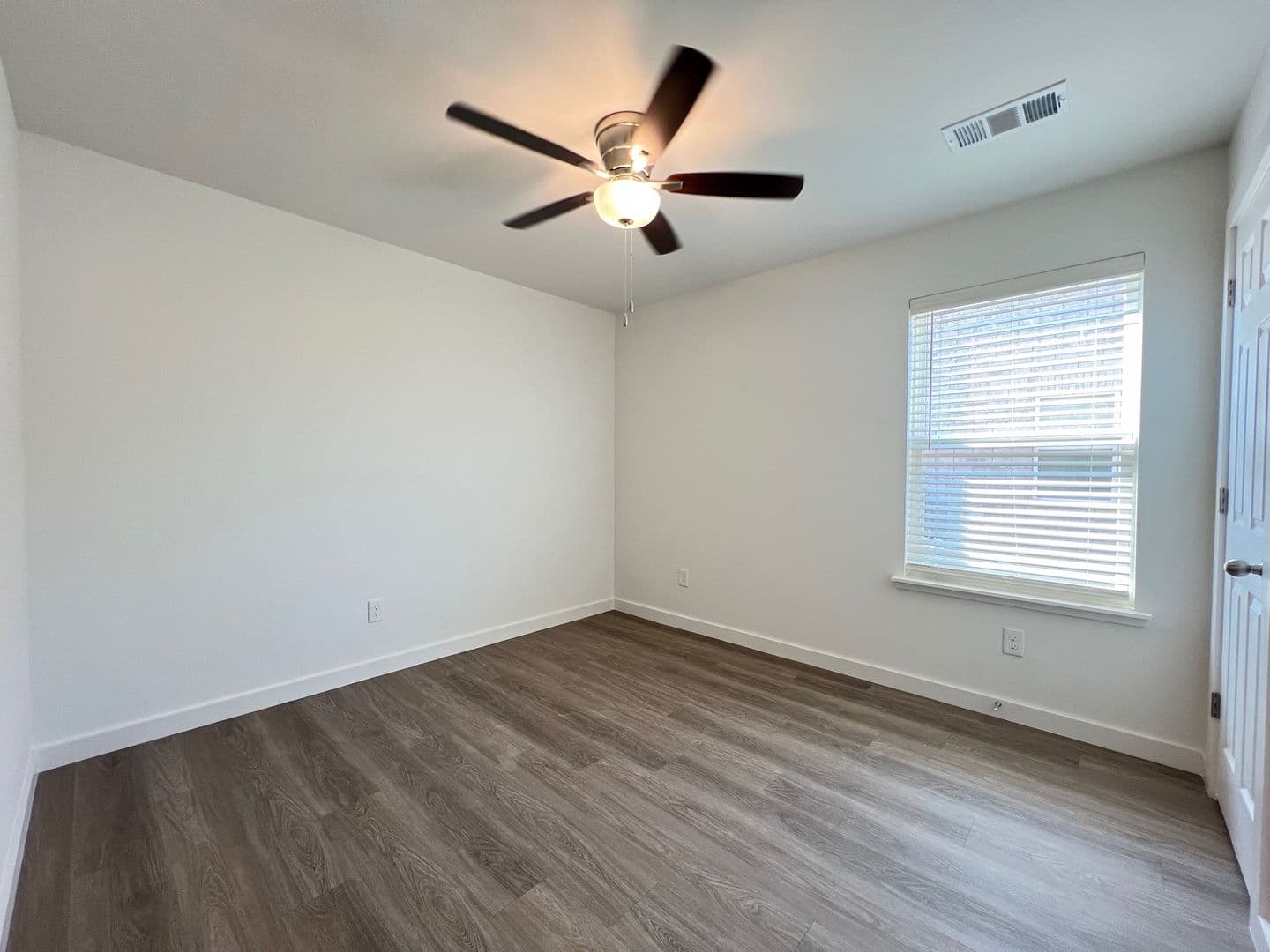 Andmark Mason Valley Townhomes 8 of 14