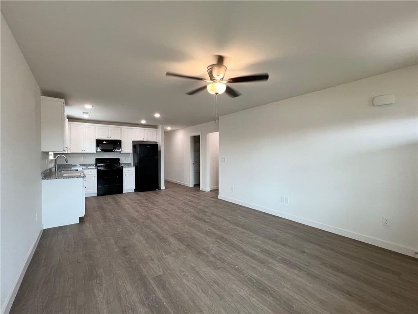 Andmark Mason Valley Townhomes 11 of 17