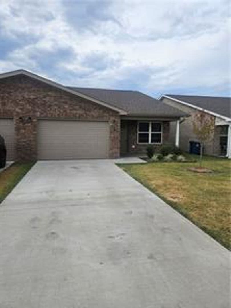 Andmark Mason Valley Townhomes 2 of 4