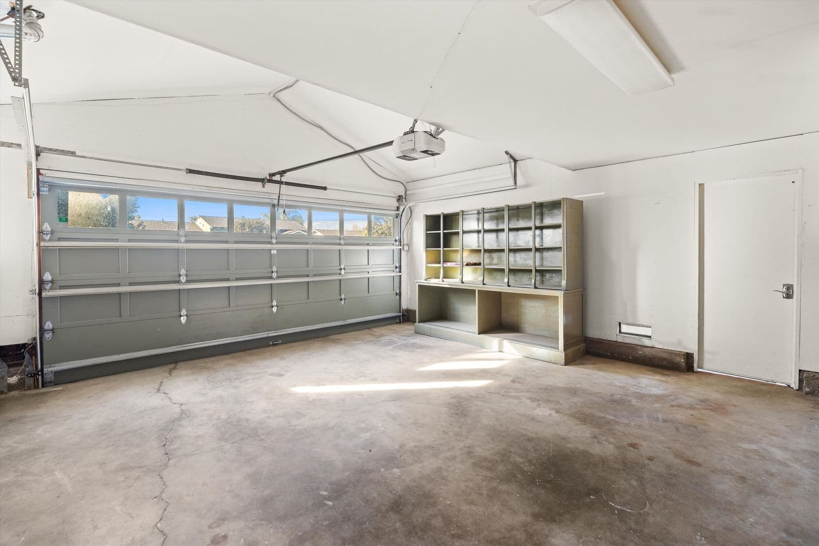 504 Consuelo Drive 24 of 27