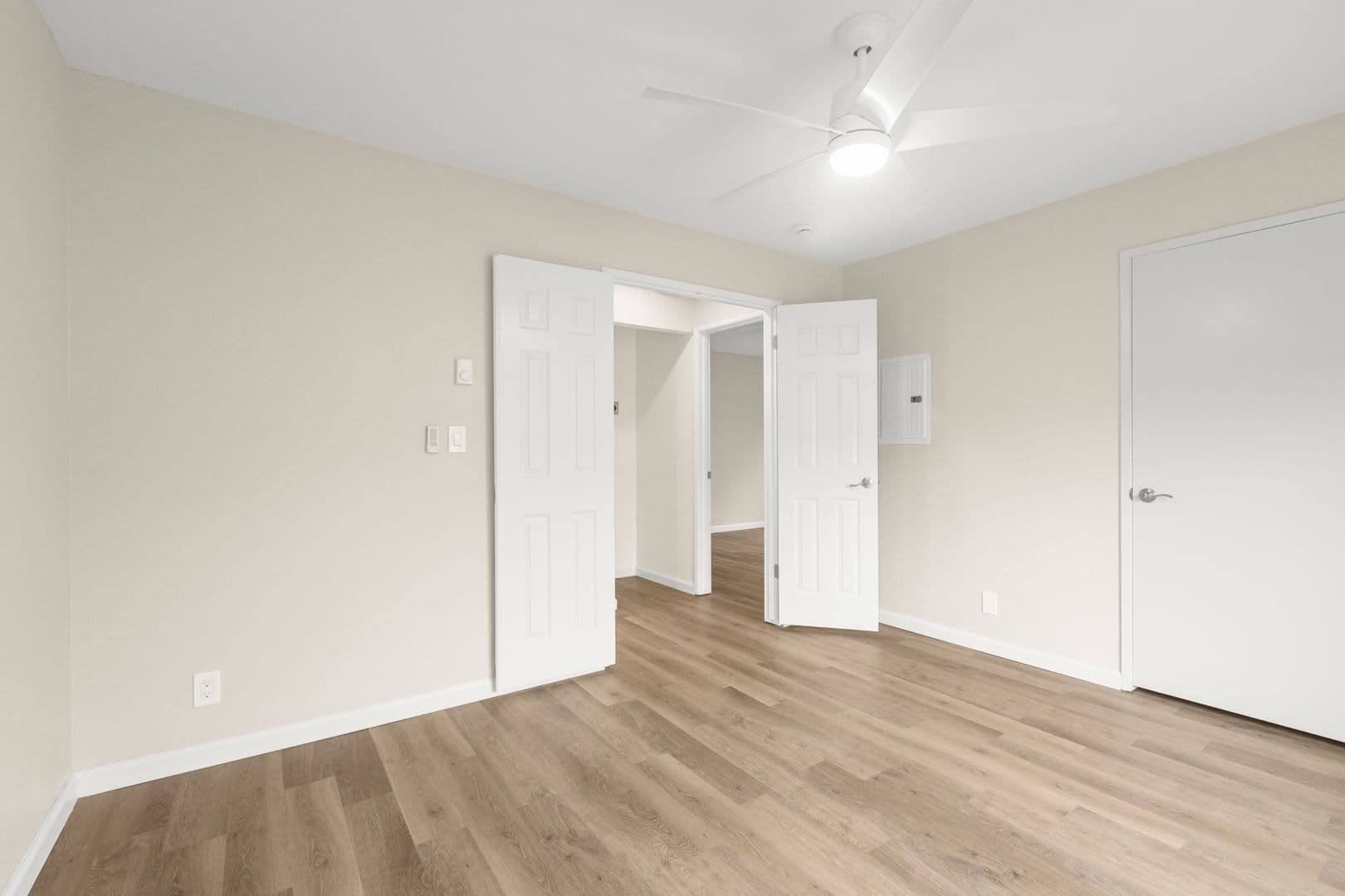 Redwood Creek Villas 18 of 25