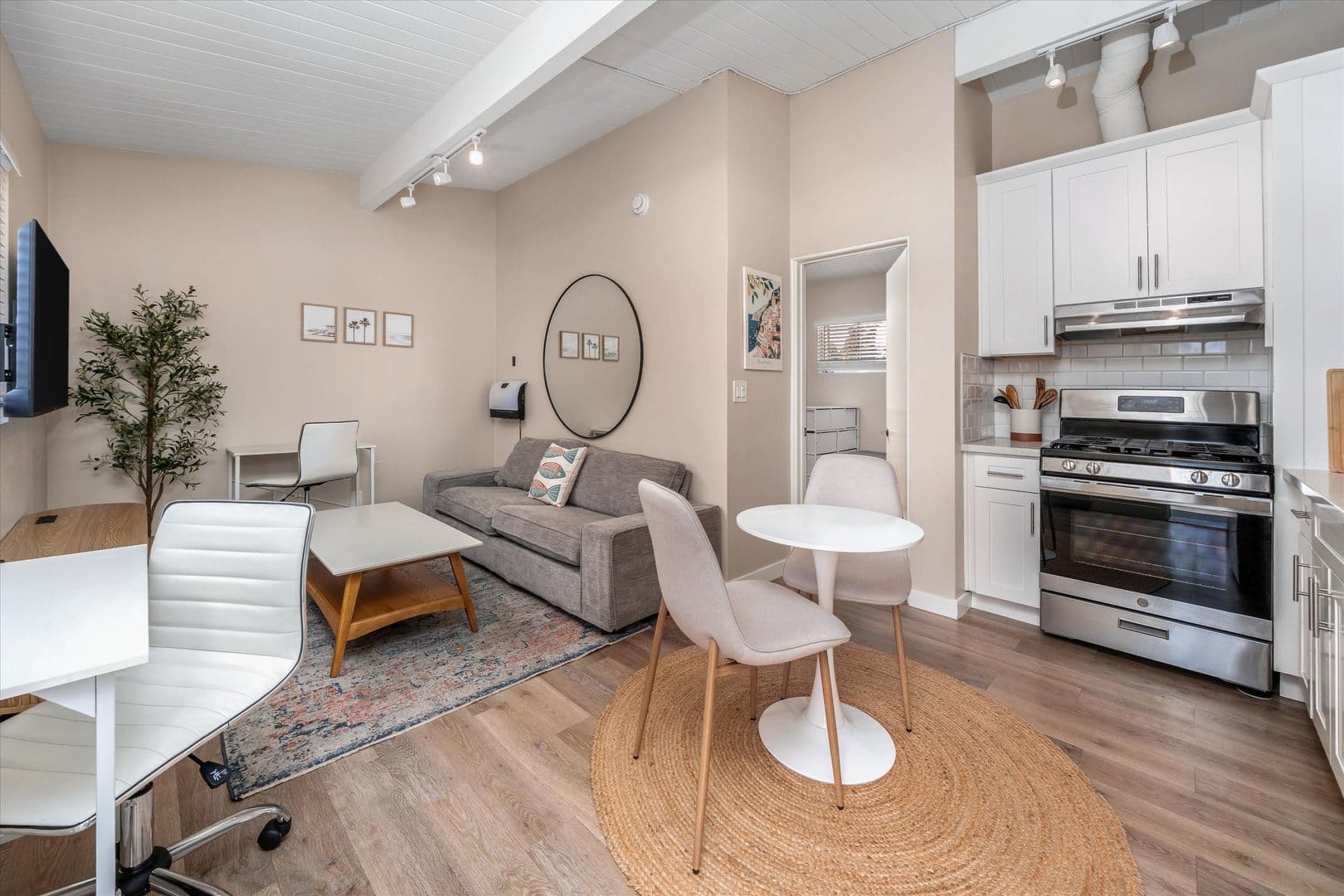 Leadbetter Lofts Student Inspired Property 1 of 20