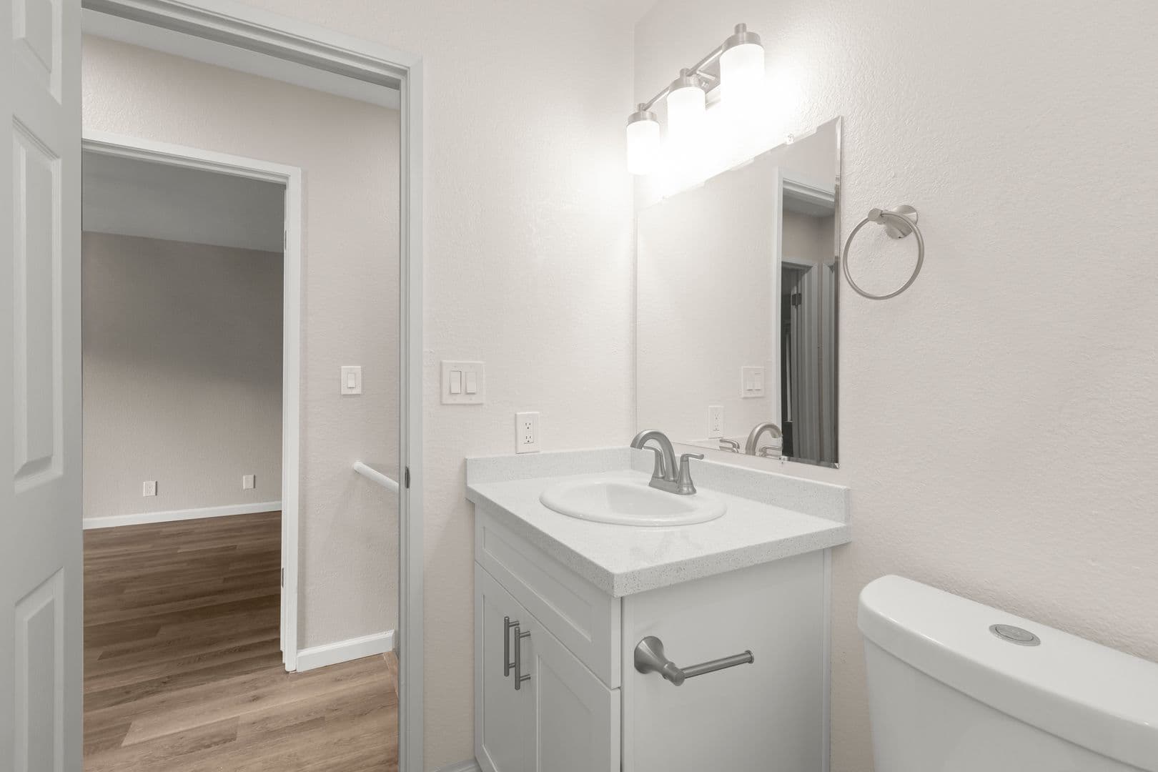 Redwood Creek Villas 2 of 19