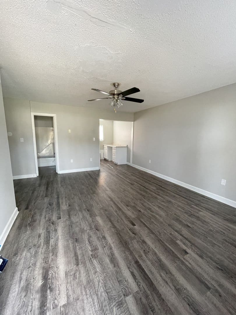South Point Apartments 2 of 3