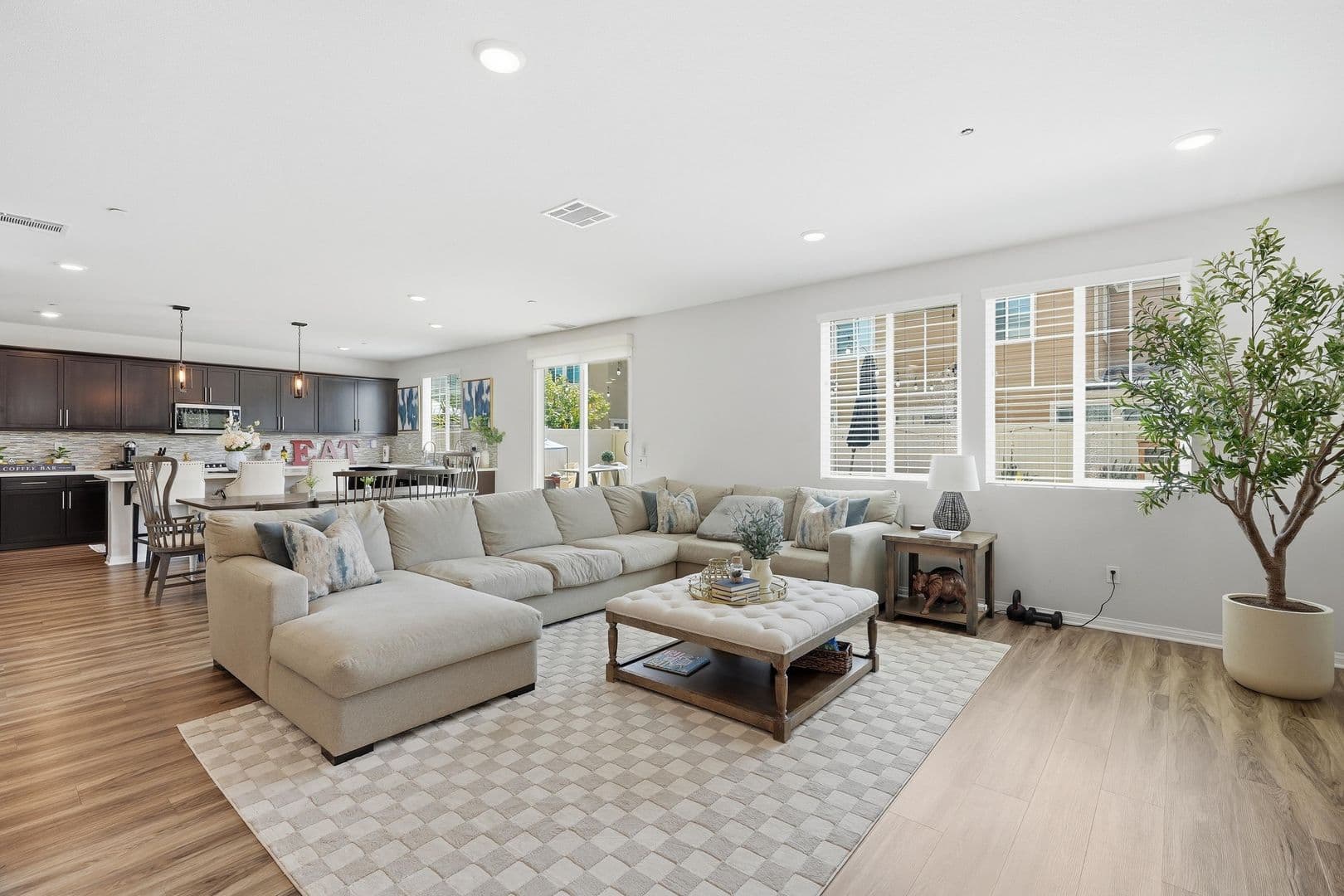 16084 Cousteau Lane 5 of 21