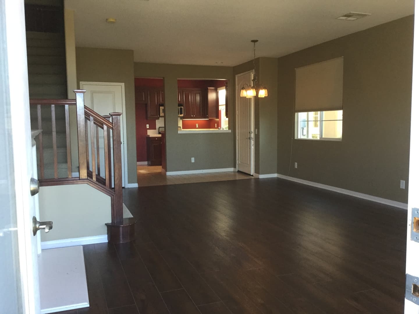 Laroda Ln 2 of 15