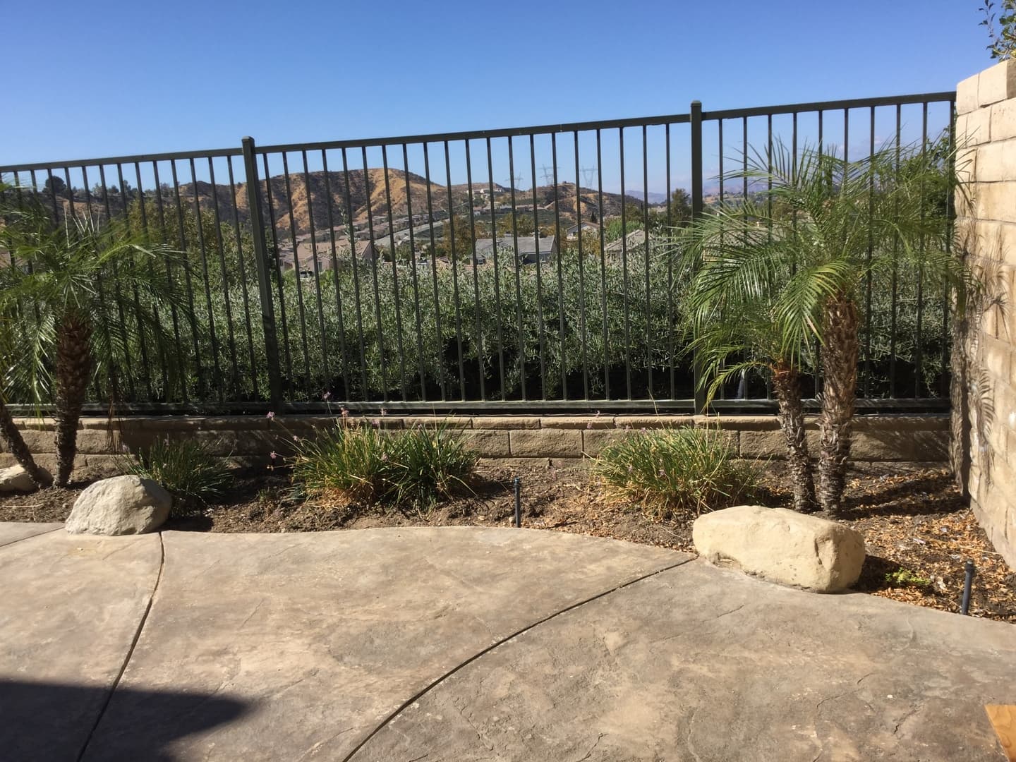 Laroda Ln 14 of 15
