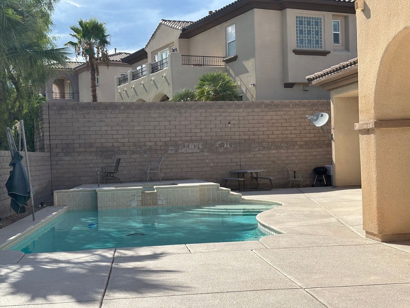 Chervil Valley 623 (LH) 6 of 24