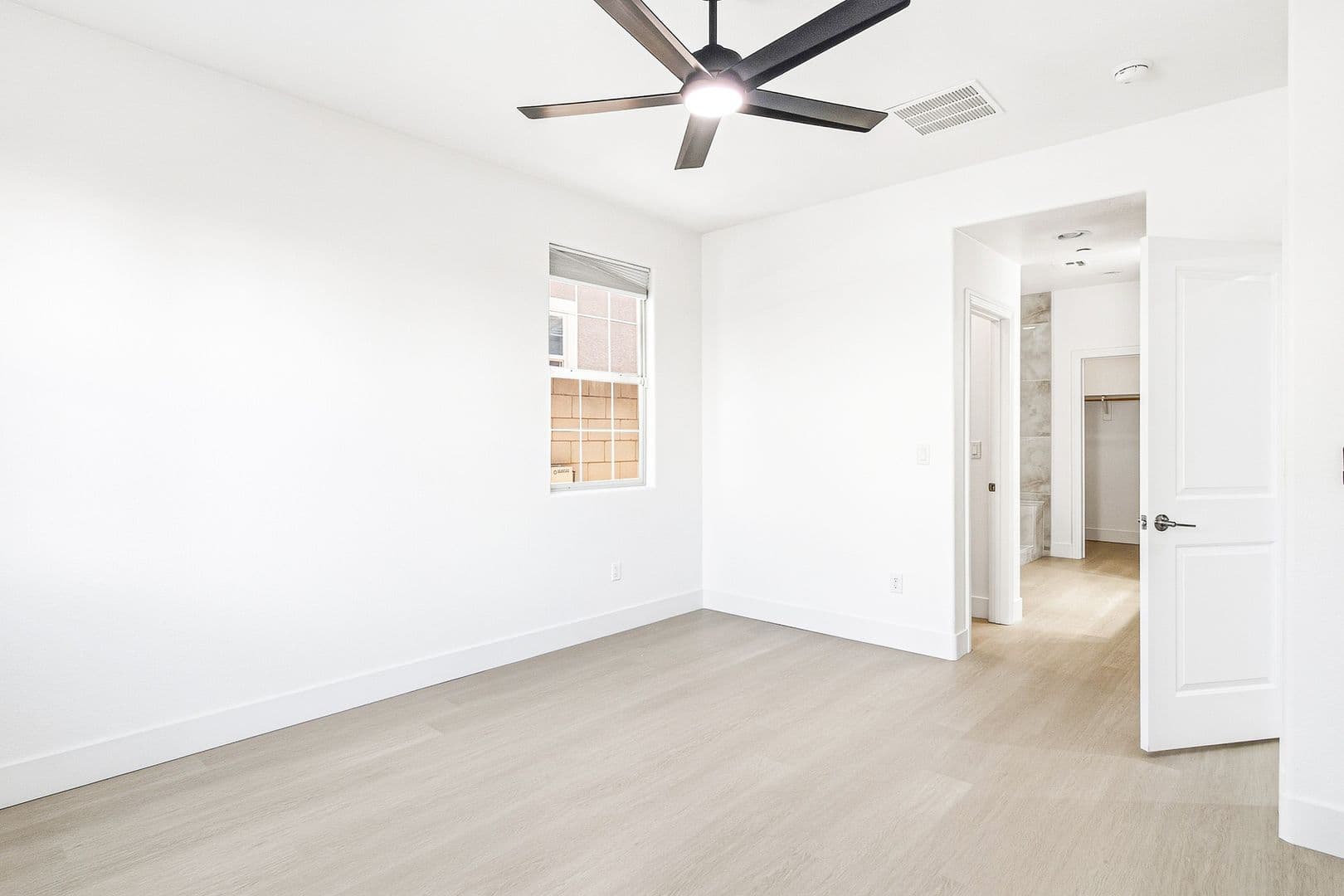 N-2182 Trivero St Henderson, Nv 89044 19 of 49