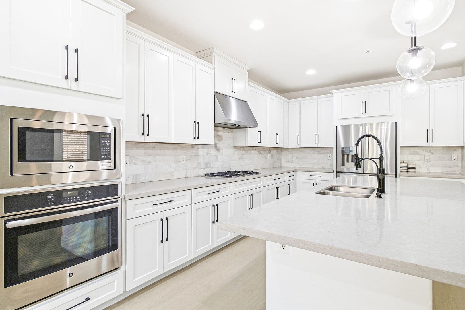N-2182 Trivero St Henderson, Nv 89044 17 of 49