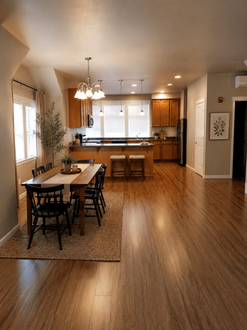 Red Leaf Townhomes/Dobbin Plays, LLC 6 of 27