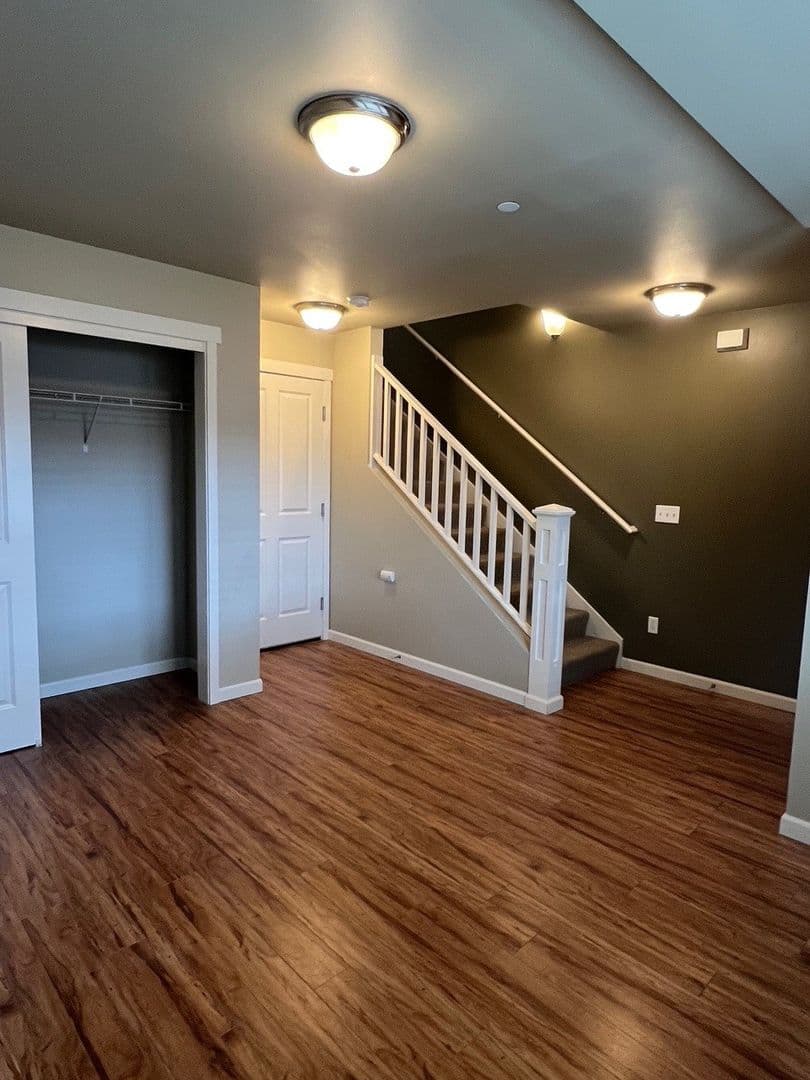 Red Leaf Townhomes/Dobbin Plays, LLC 3 of 29