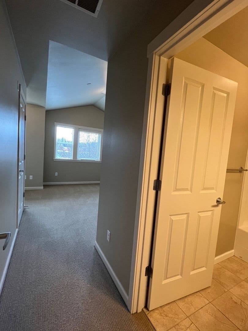 Red Leaf Townhomes/Dobbin Plays, LLC 15 of 29