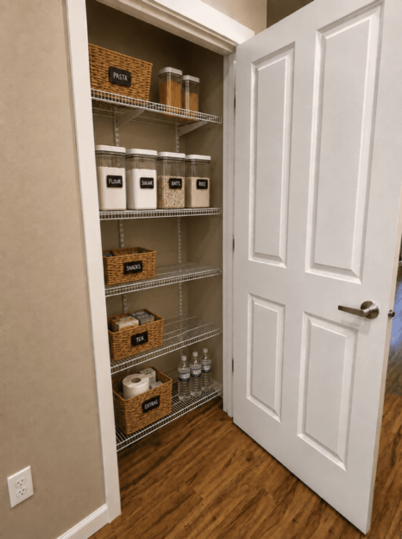 Red Leaf Townhomes/Dobbin Plays, LLC 7 of 27