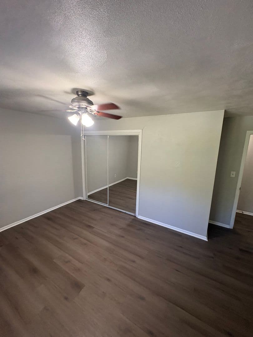 Peoria Place Apartments 9 of 11