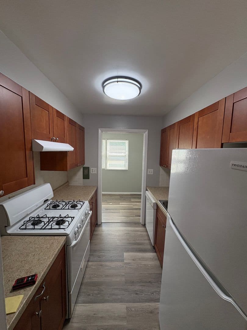 Peoria Place Apartments 2 of 10