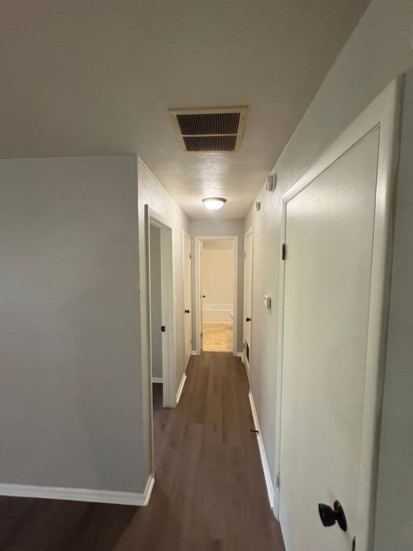 Peoria Place Apartments 4 of 11