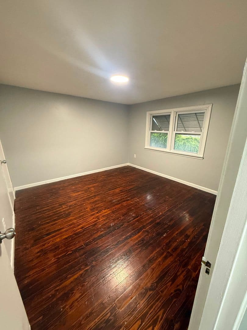 333 Linden Lane 4 of 17