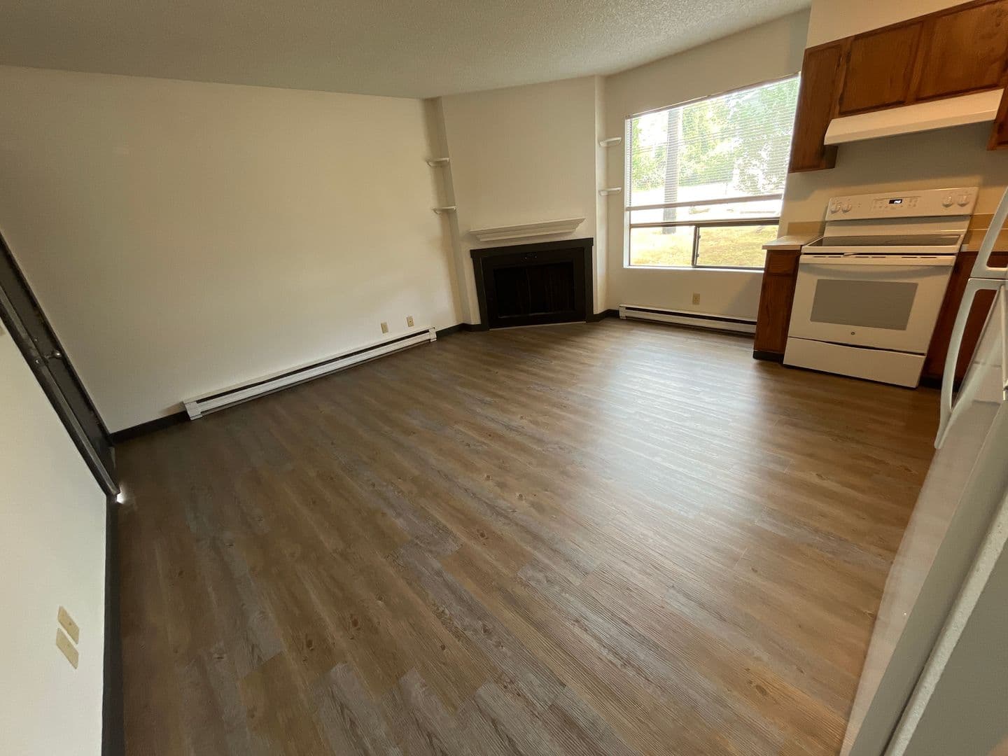 936 24th Street 5 of 9