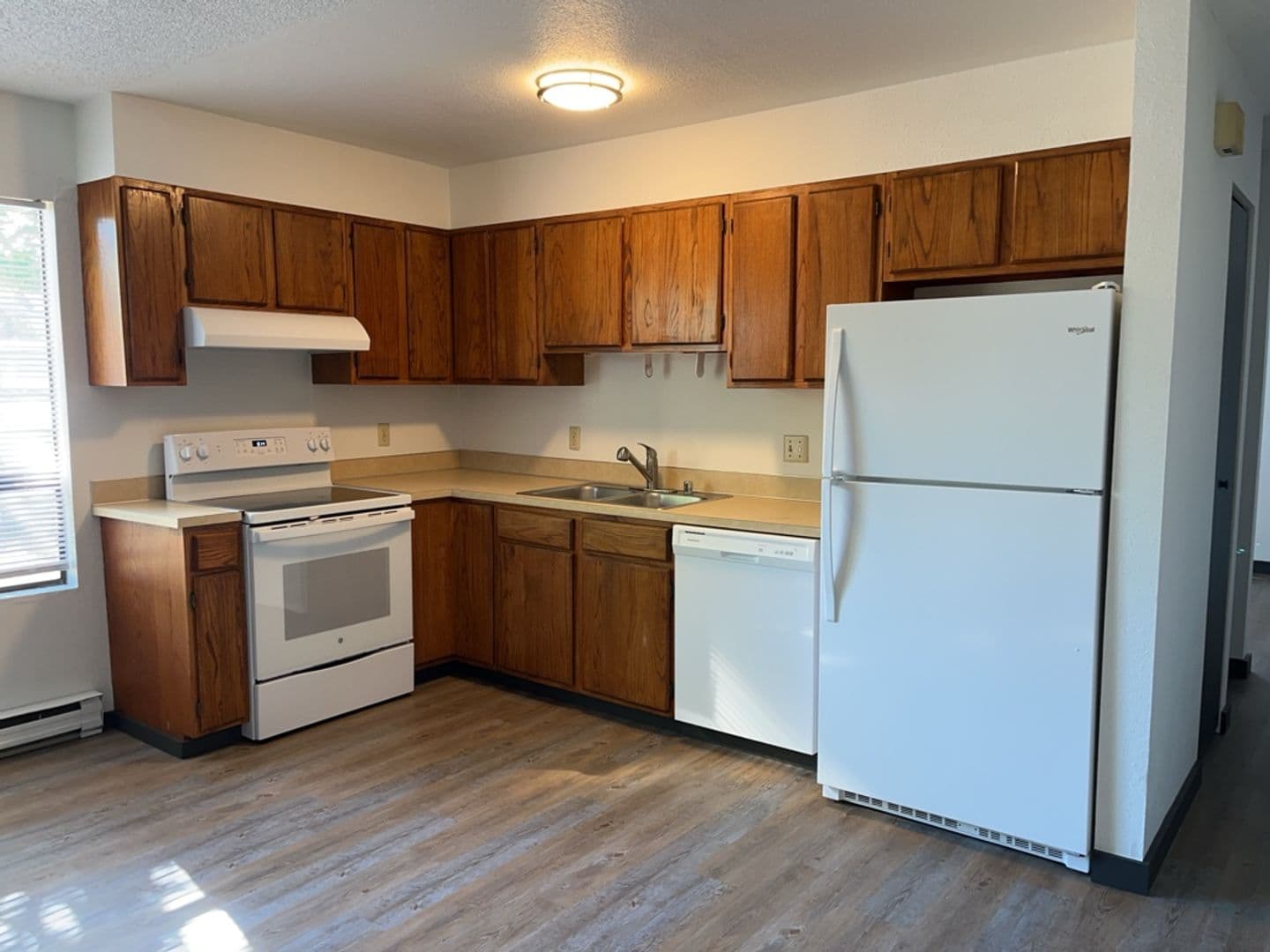 936 24th Street 2 of 9