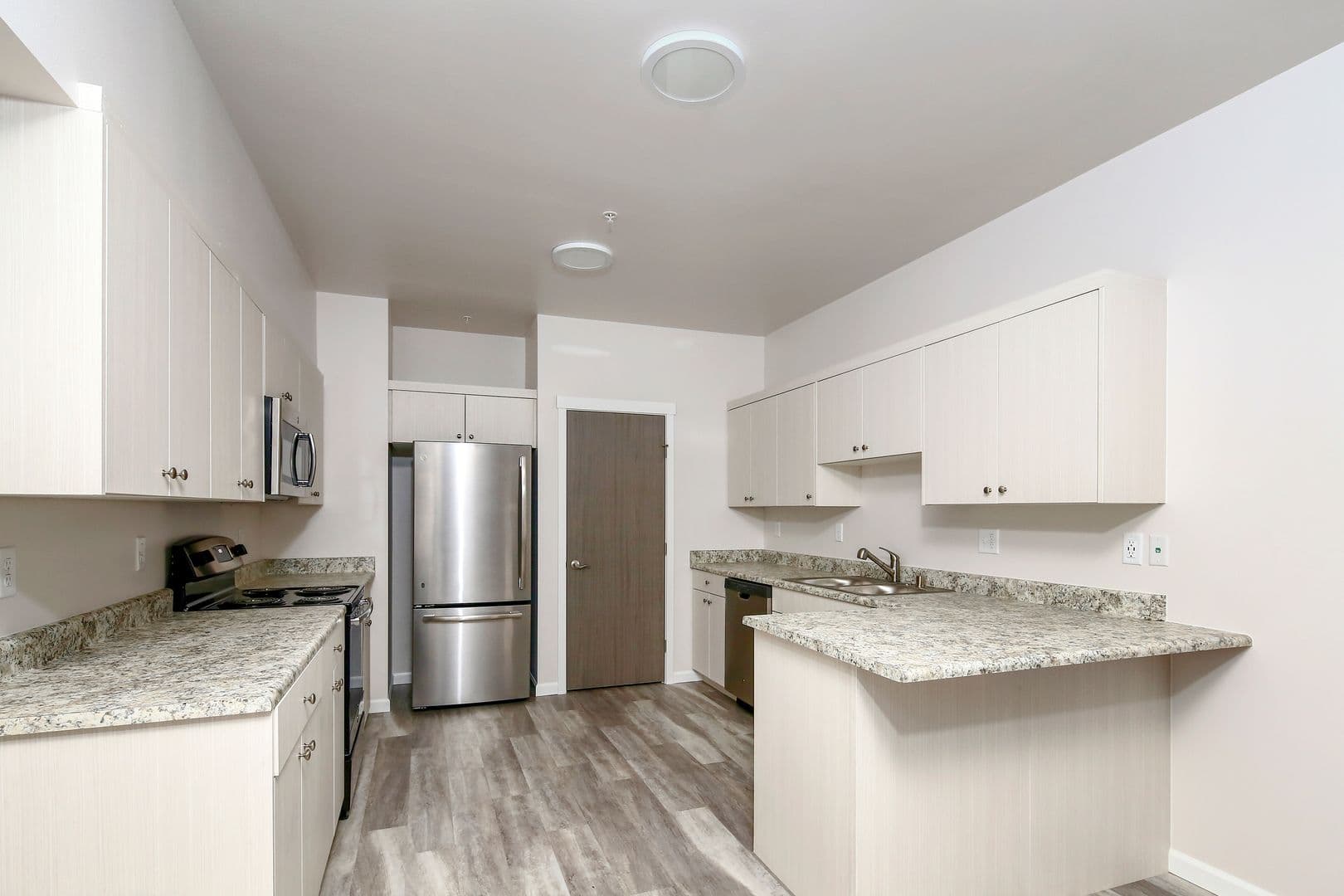 East Ridge Apartments 3 of 17
