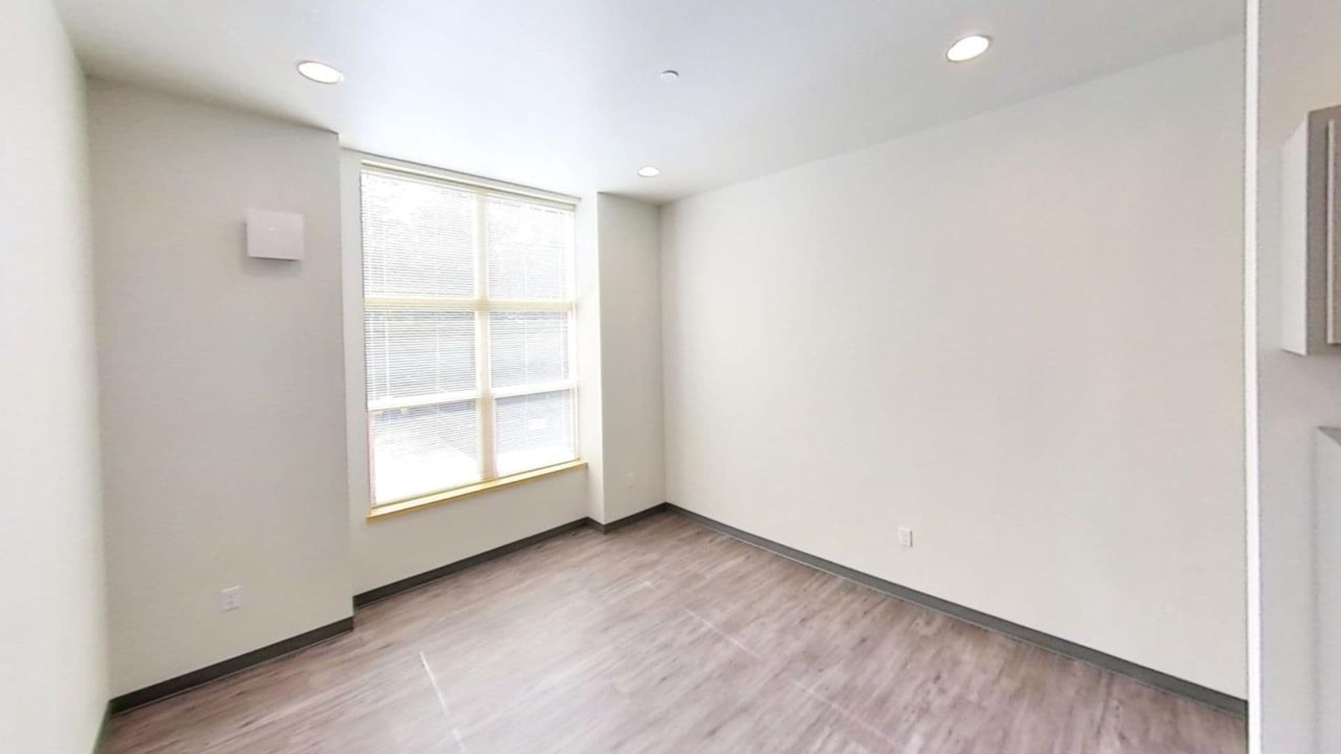 McKenzie Square Apartments 8 of 16