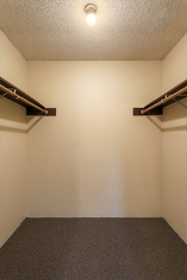 Parkhill Suites 8 of 12