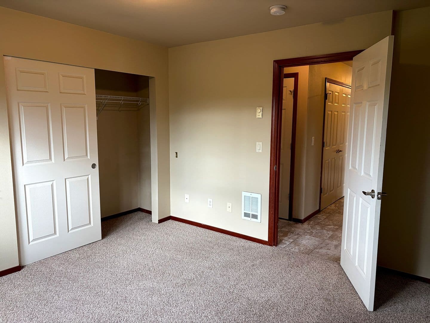 Windsor Place Apartments 4 of 15
