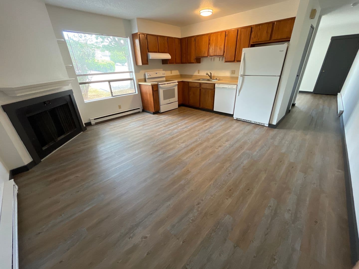 936 24th Street 3 of 9