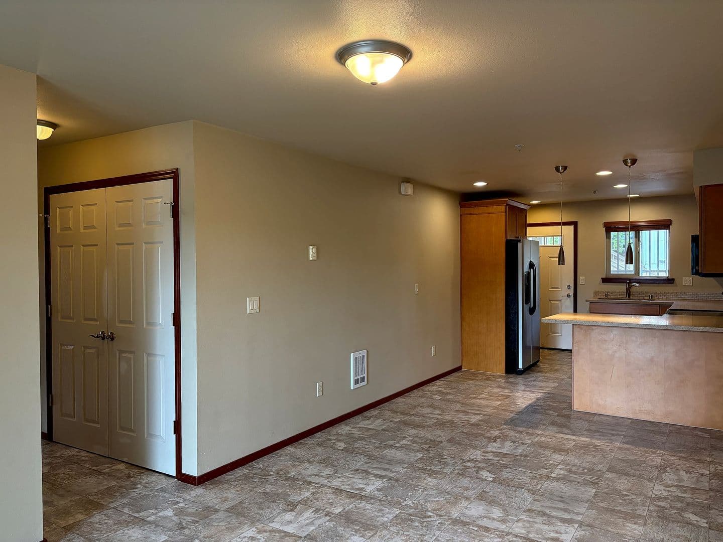 Windsor Place Apartments 8 of 15