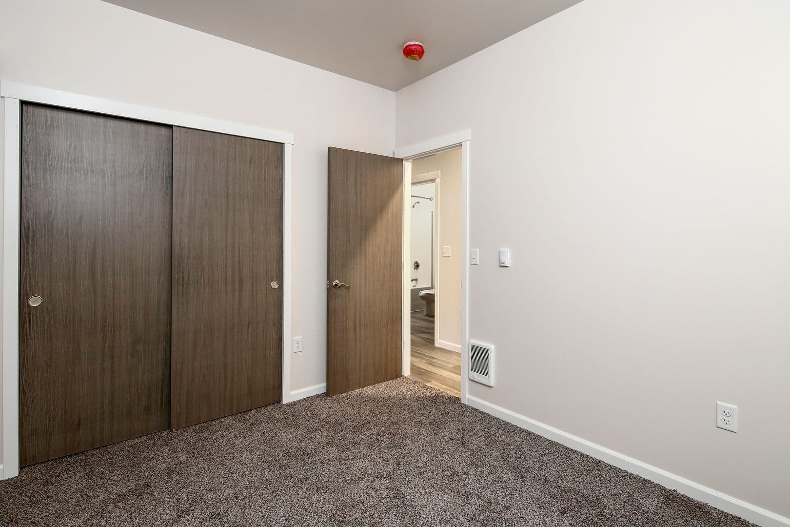East Ridge Apartments 9 of 17