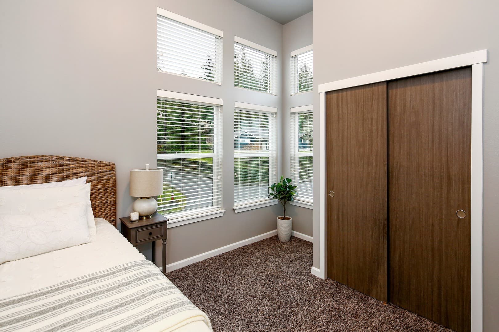 East Ridge Apartments 14 of 17