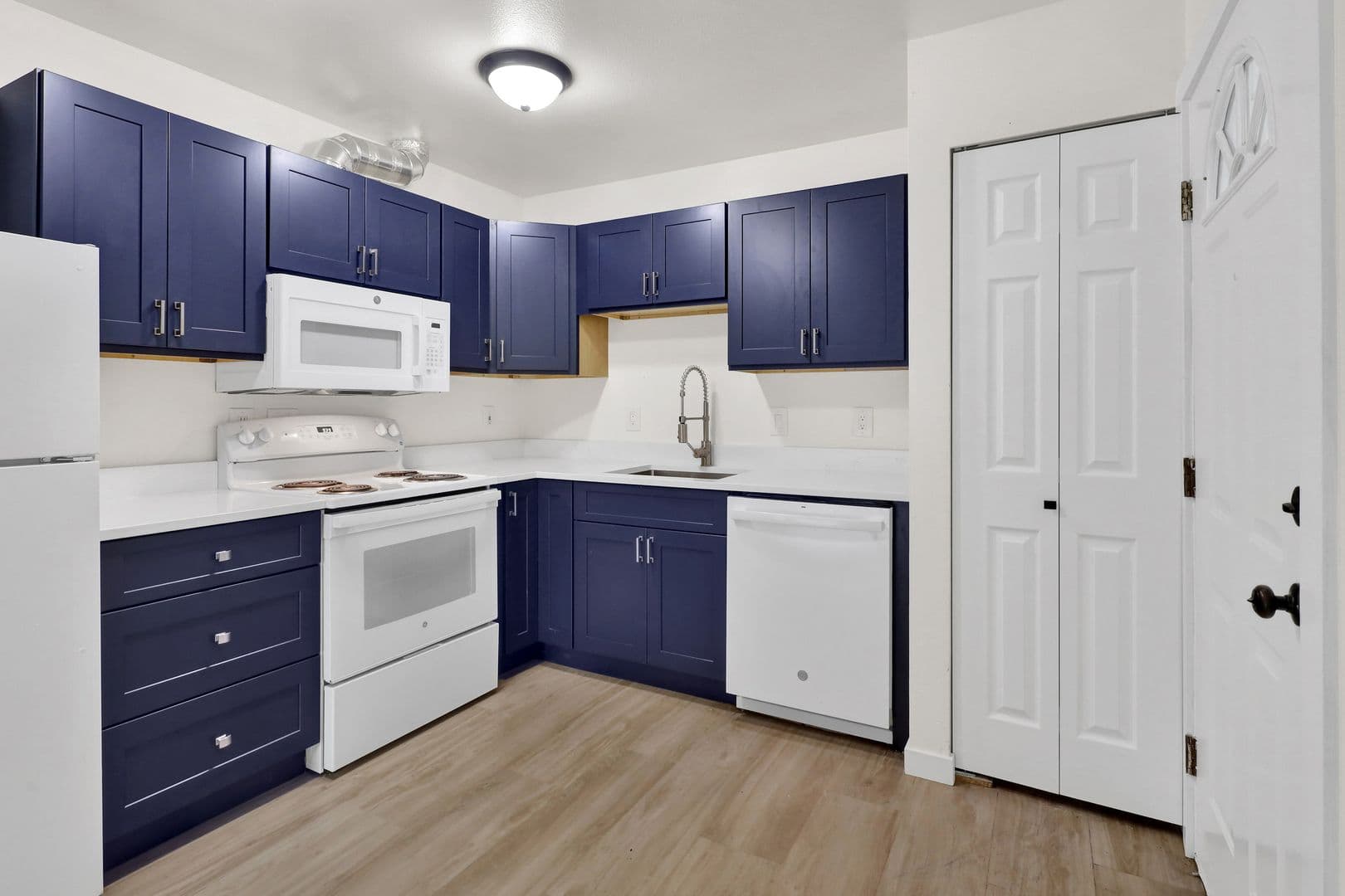 Barkley Suites 2 of 19