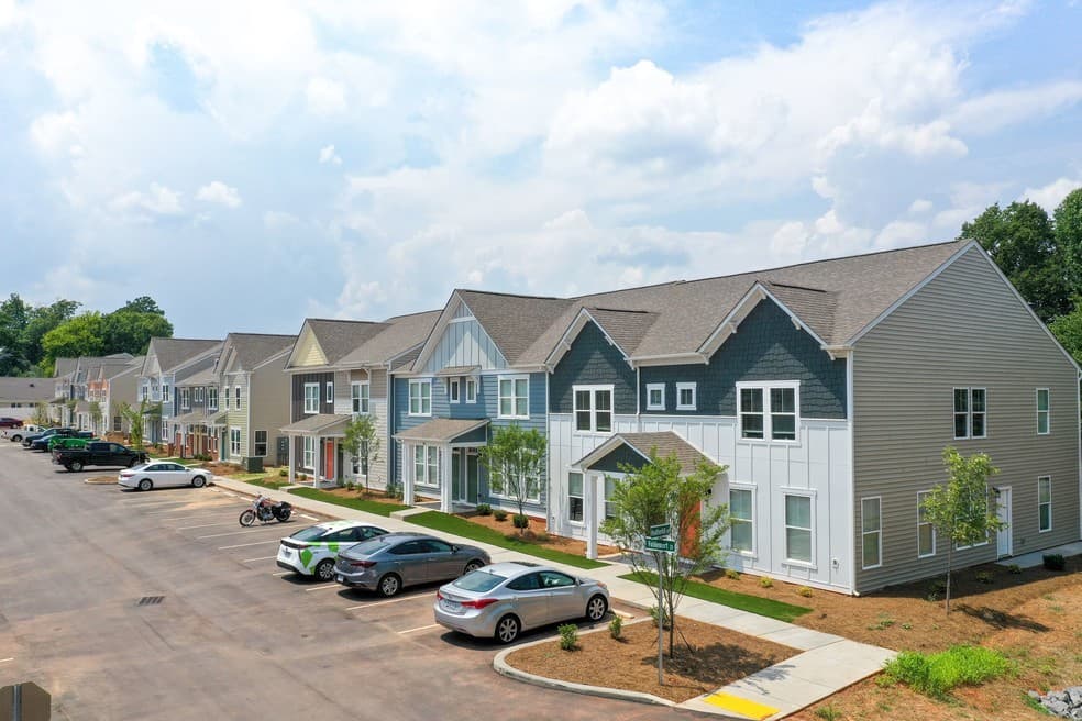 Chandler Commons Townhomes 1 of 30
