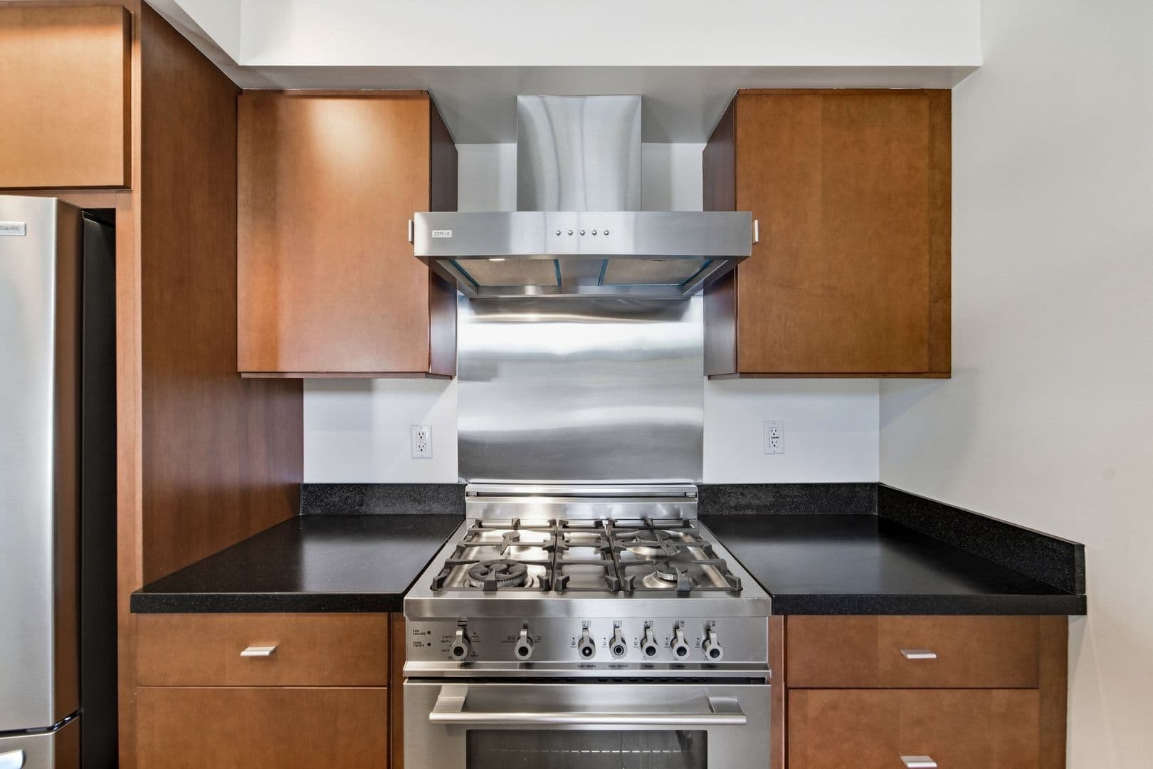 1120 N El Centro Ave #2 11 of 21