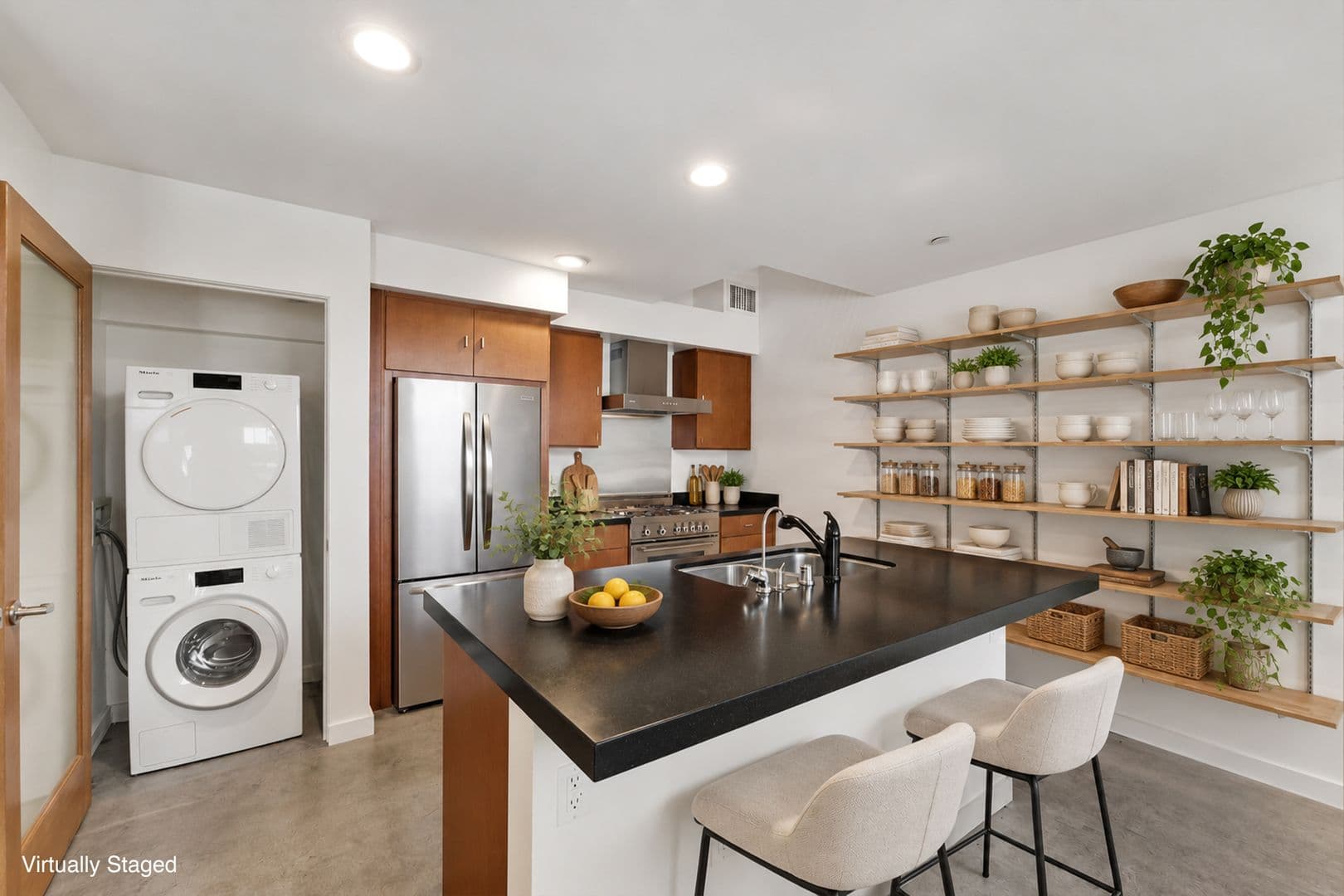 1120 N El Centro Ave #2 8 of 21