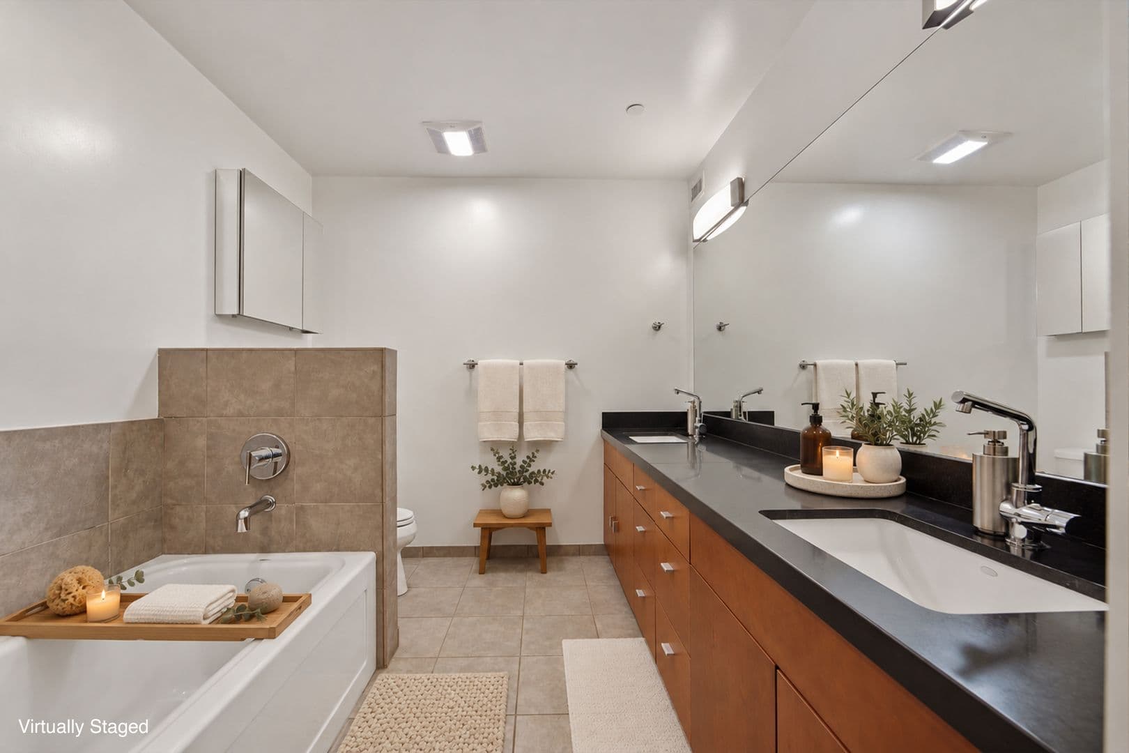 1120 N El Centro Ave #2 17 of 21