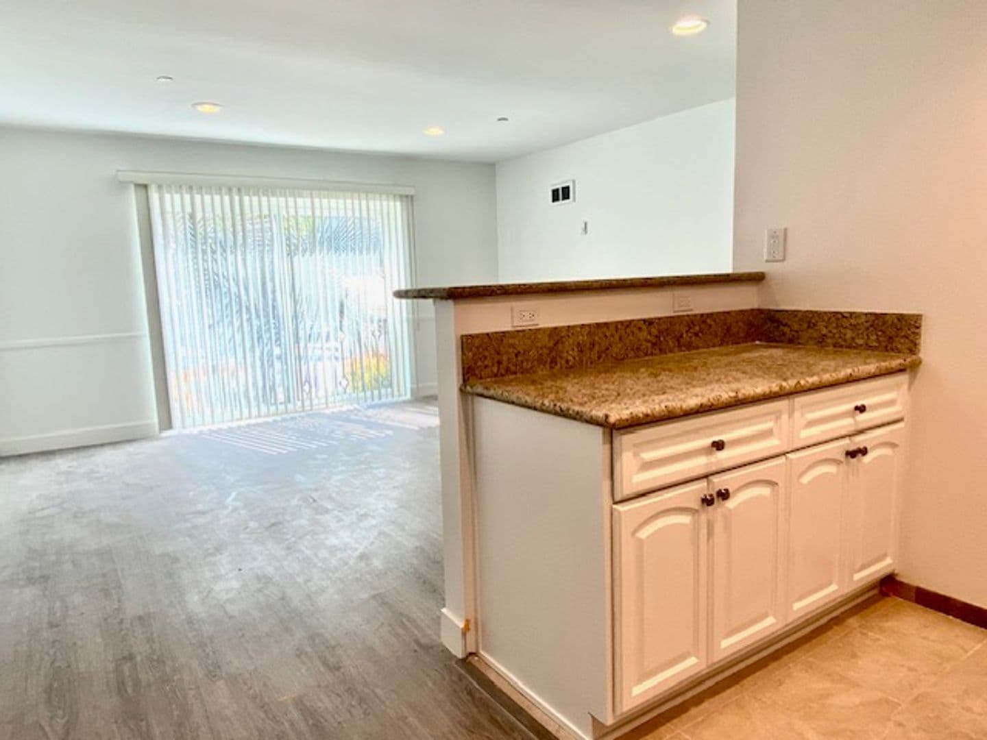 Flores Investment Company, LLC (6595) 10 of 10