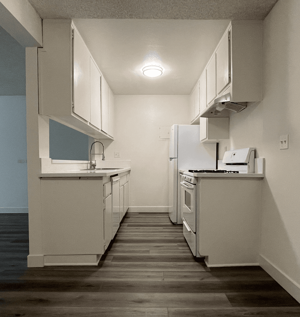 Lee Partnership - 11955 Weddington St (21194) 18 of 27