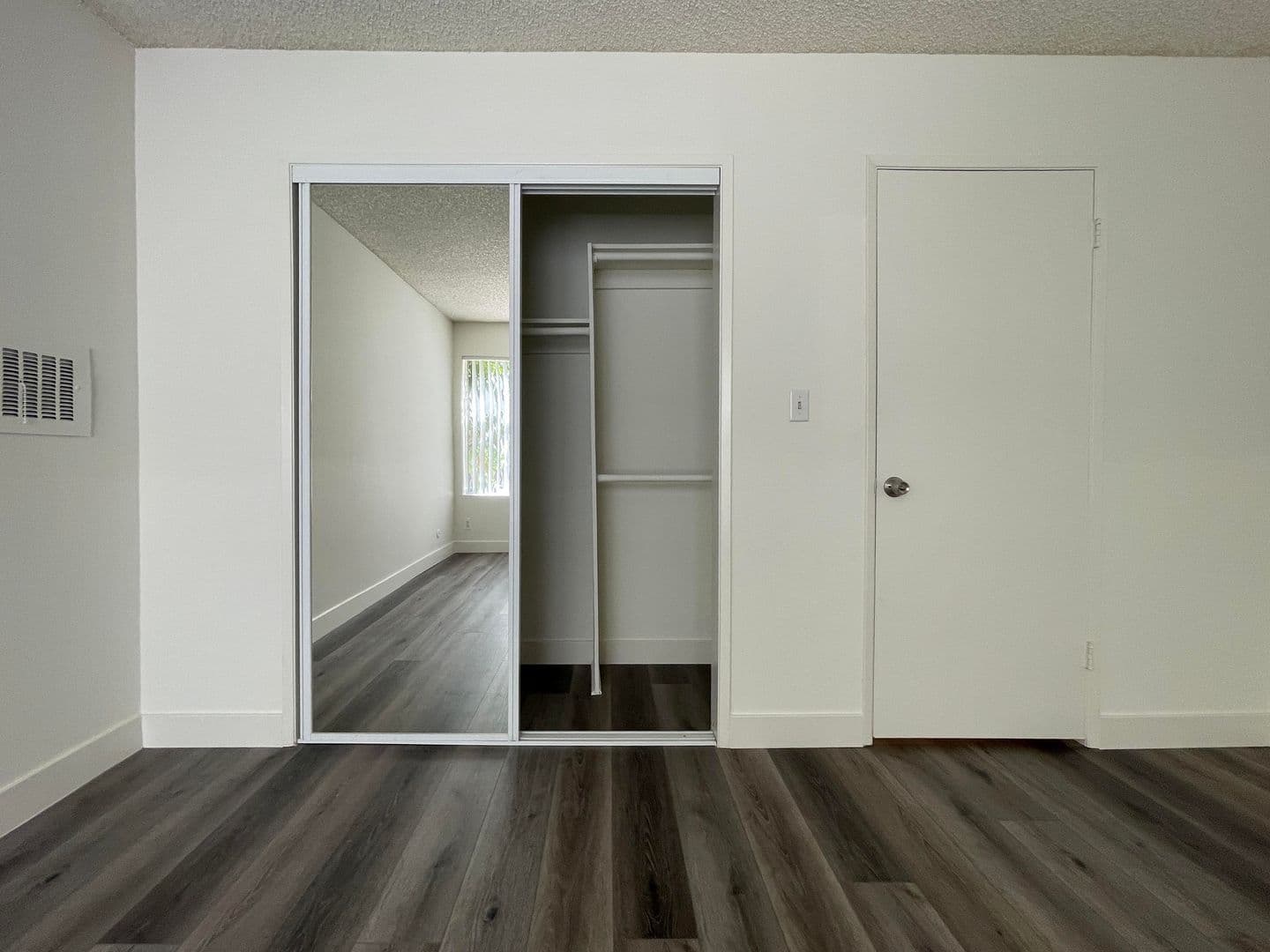 Lee Partnership - 11955 Weddington St (21194) 8 of 27