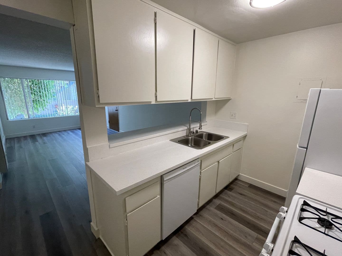 Lee Partnership - 11955 Weddington St (21194) 12 of 27