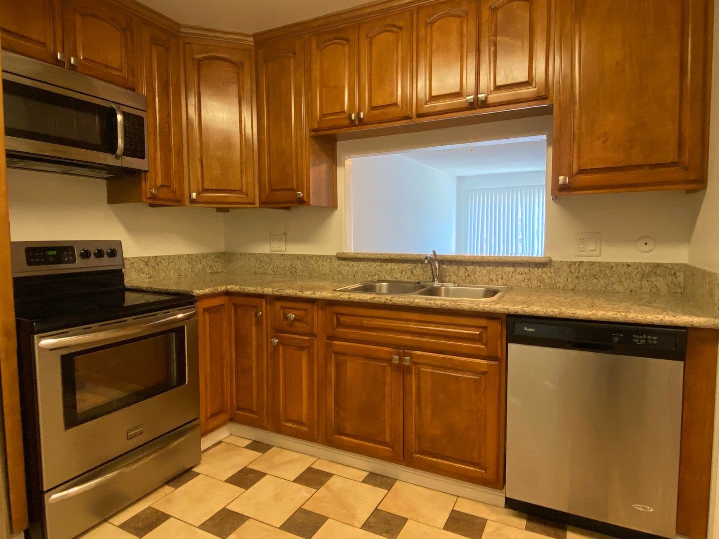 Flores Investment Company, LLC (6595) 10 of 19