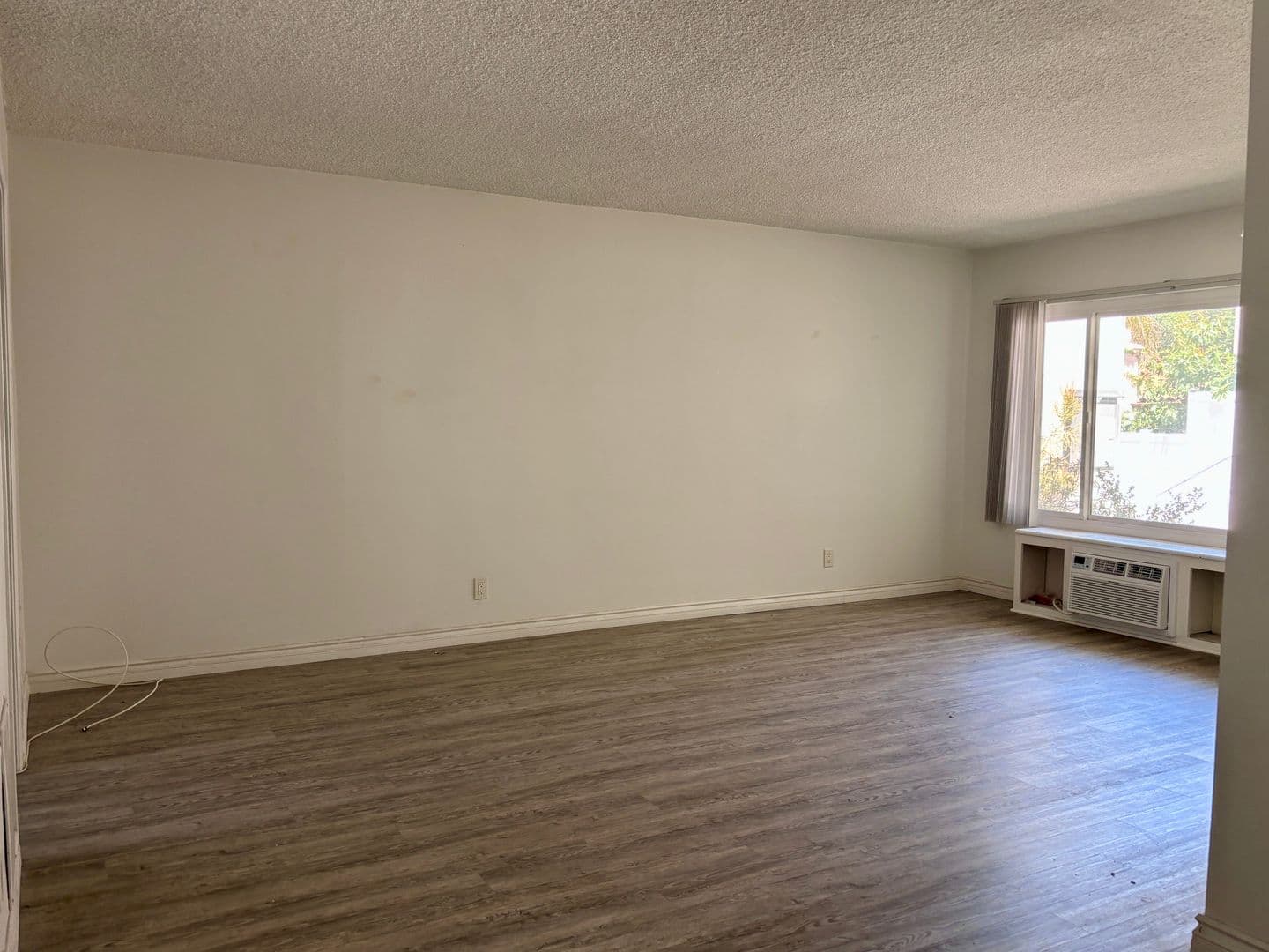 928 South Sherbourne Drive (6605) 14 of 14