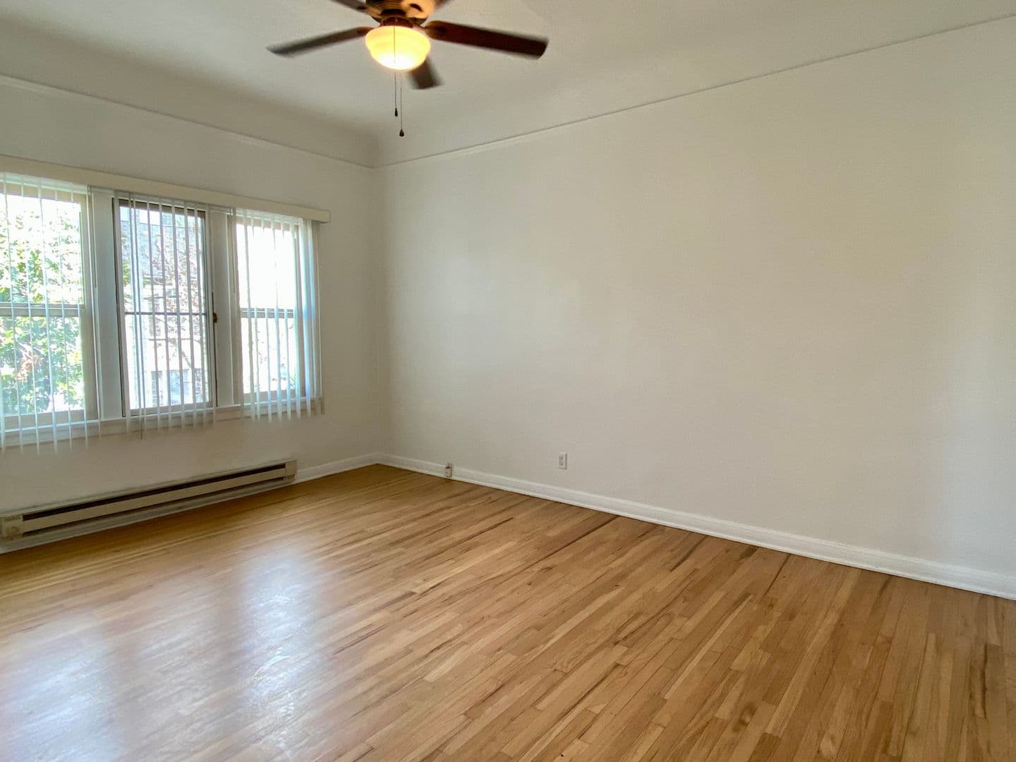 369 North Spaulding Avenue (6600) 14 of 18