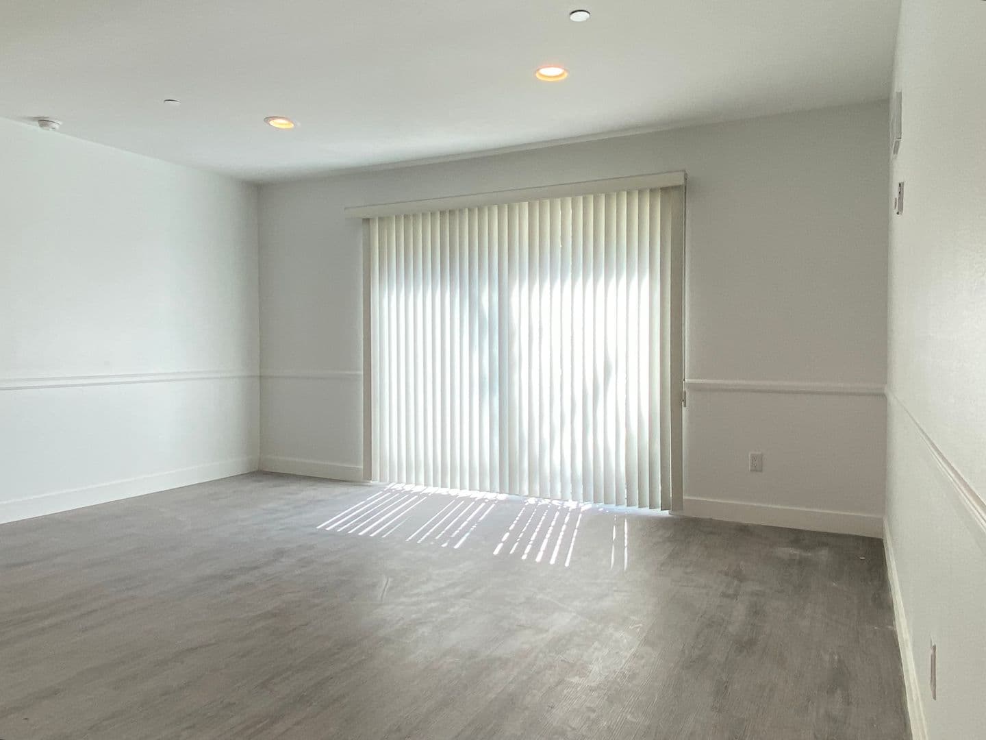 Flores Investment Company, LLC (6595) 5 of 8