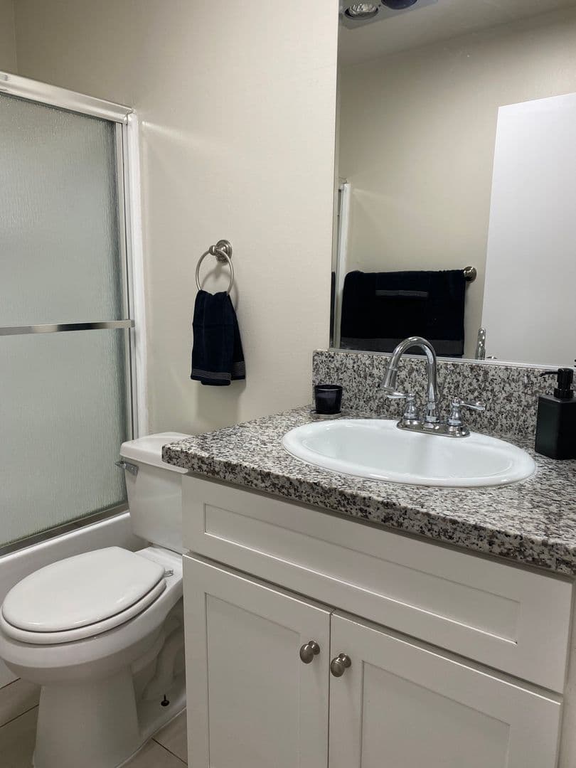 8608 Foothill Blvd (z1450.28) 6 of 16
