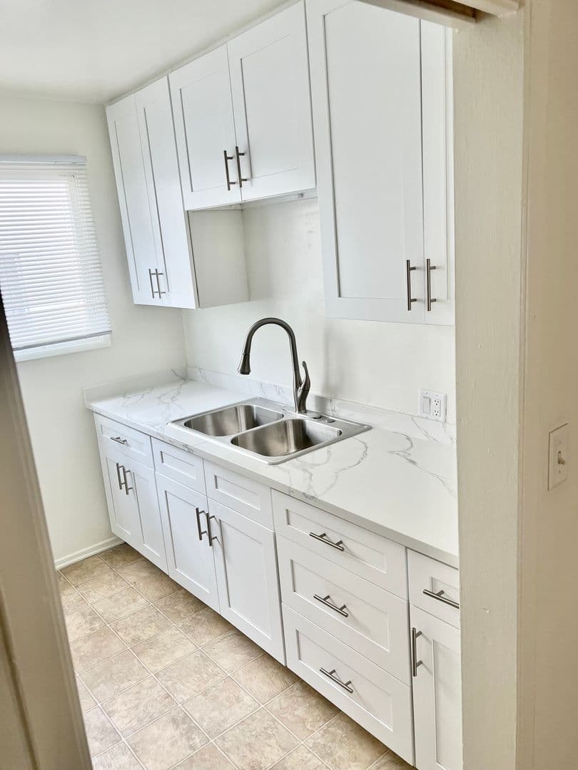 3375 Manning Ave. (CPM6111) 4 of 6